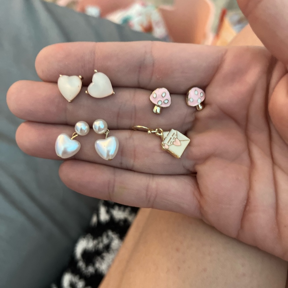 Light pink earring mix!